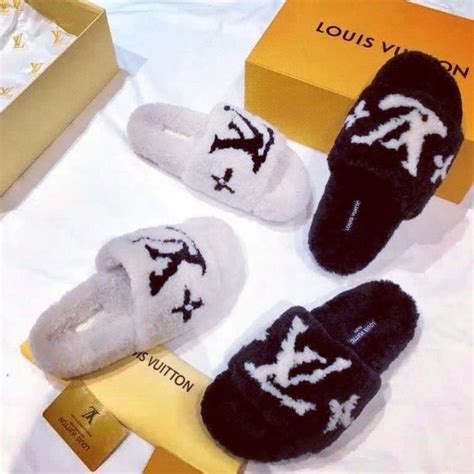 louis vuitton monogram fur slippers.